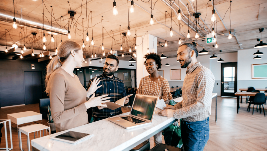 Como melhorar a comunicação entre equipes na minha imobiliária?