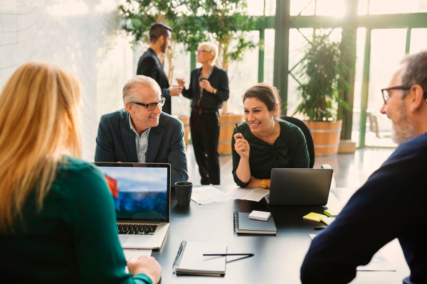 Como Melhorar a Comunicação entre as Equipes de Marketing e Vendas