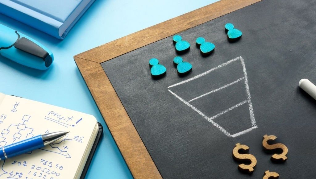 Como construir um funil de vendas imobiliário integrado com programas públicos